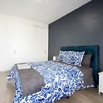 Vip Holidays & Center 1 *